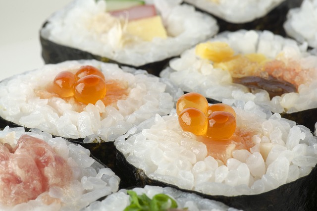 Sushisæt: Dit nøgleværktøj til at imponere dine gæster med en sushi-aften i verdensklasse
