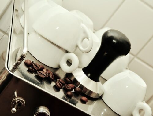 Espressomaskine fra Smeg: Design, funktionalitet og den perfekte kop kaffe