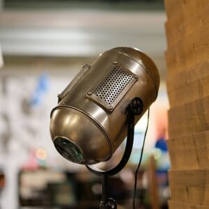 Fra minimalistisk til luksuriøs: De bedste gulvlamper til enhver indretningsstil